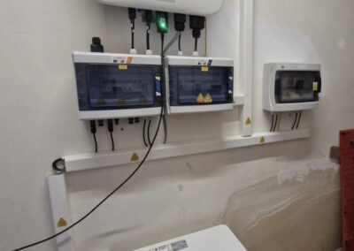 centrale gestion solaire, onduleur, chantiers, Enerjciel, Châteauneuf-les-Martigues